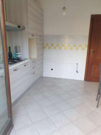 Foto Appartamento in vendita a Massa 100 mq  Rif: 1073461