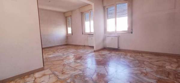 Foto Appartamento in vendita a Massa 122 mq  Rif: 1310492