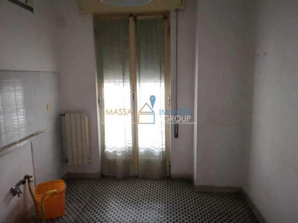 Foto Appartamento in vendita a Massa