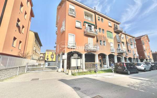 Foto Appartamento in vendita a Melegnano