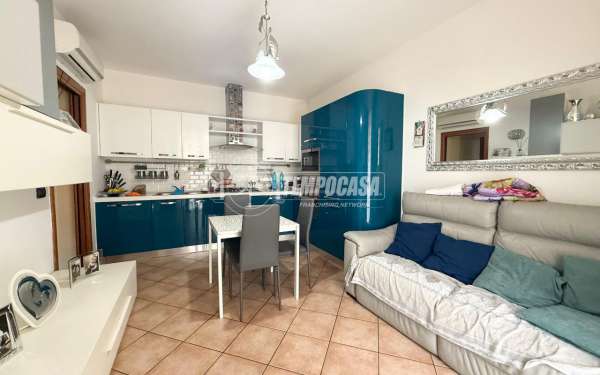 Foto Appartamento in vendita a Melegnano
