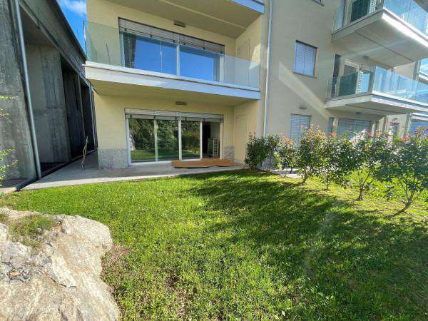 Foto Appartamento in vendita a Menaggio