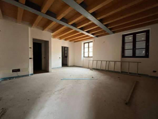 Foto Appartamento in vendita a Merate