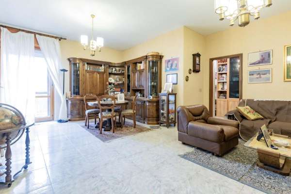 Foto Appartamento in vendita a Mesagne