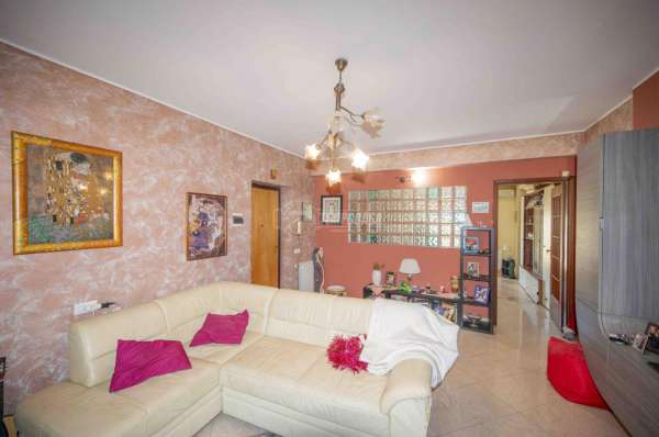 Foto Appartamento in vendita a Messina