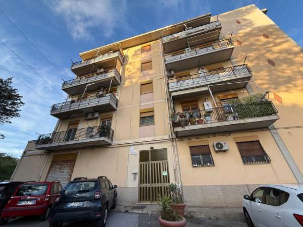 Foto Appartamento in vendita a Messina