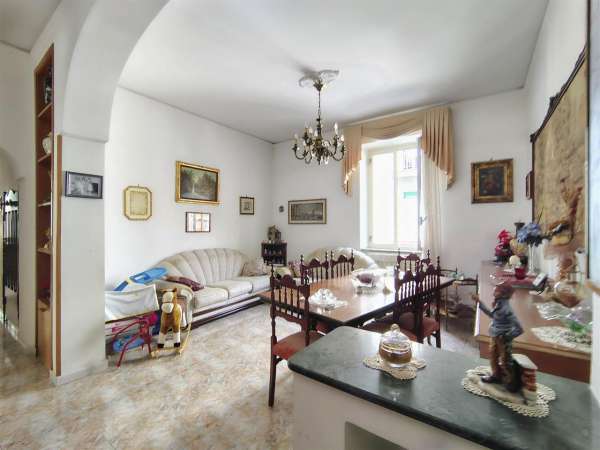 Foto Appartamento in vendita a Messina