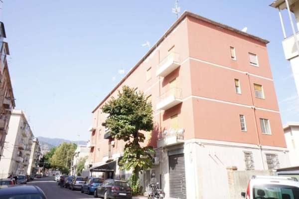 Foto Appartamento in vendita a Messina