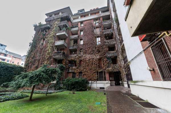 Foto Appartamento in vendita a Milano