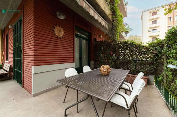 Foto Appartamento in vendita a Milano