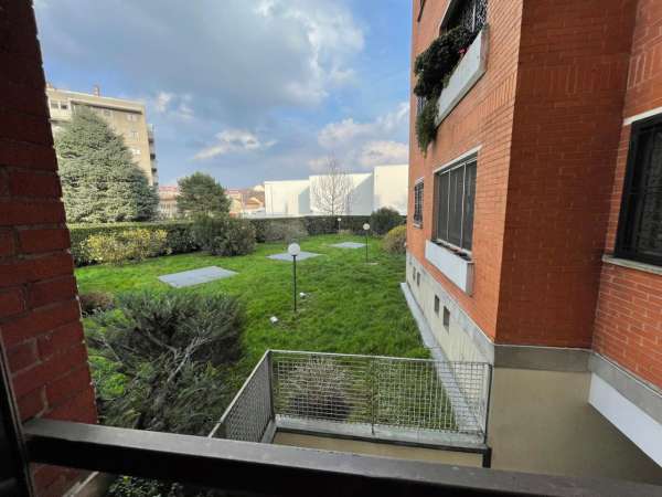 Foto Appartamento in vendita a Milano