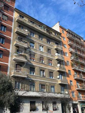 Foto Appartamento in vendita a Milano
