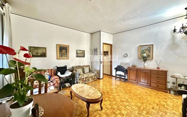 Foto Appartamento in vendita a Milano