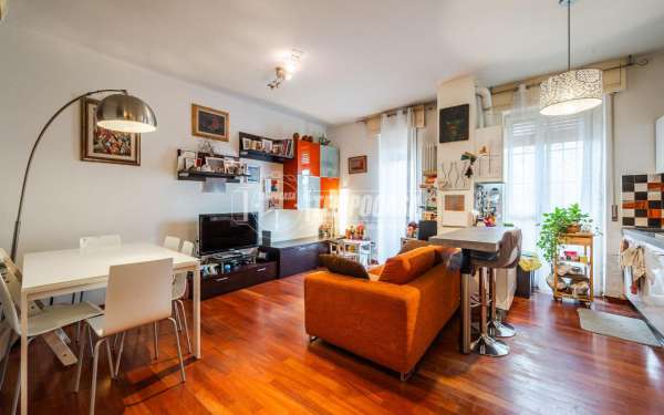 Foto Appartamento in vendita a Milano