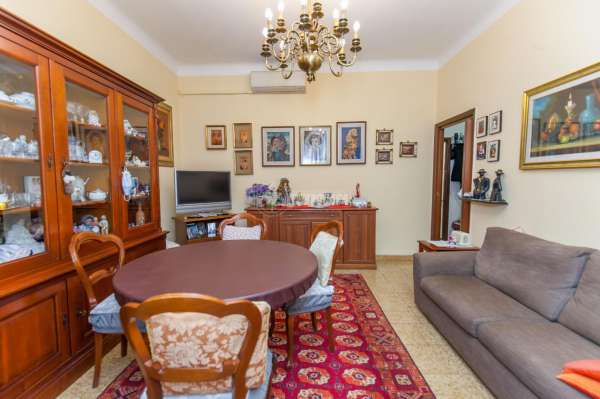 Foto Appartamento in vendita a Milano