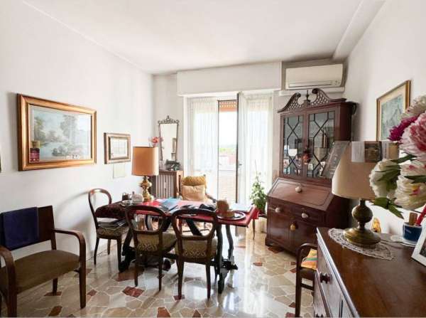 Foto Appartamento in vendita a Milano