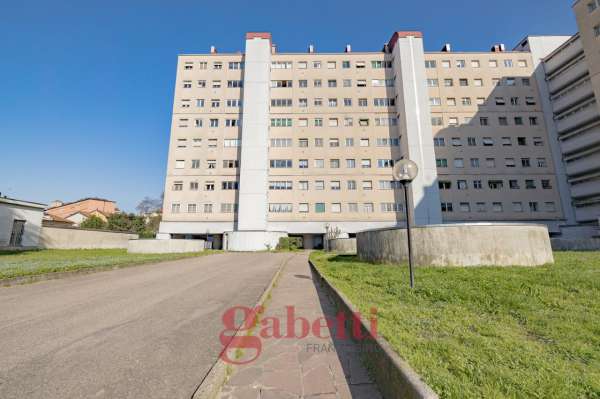 Foto Appartamento in vendita a Milano