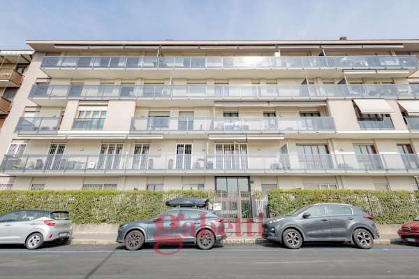 Foto Appartamento in vendita a Milano