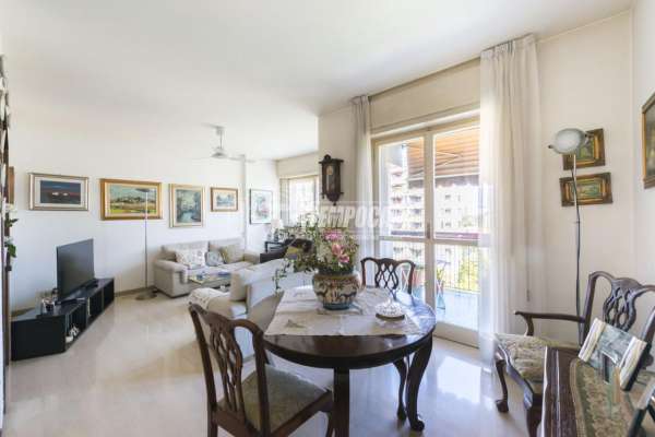 Foto Appartamento in vendita a Milano