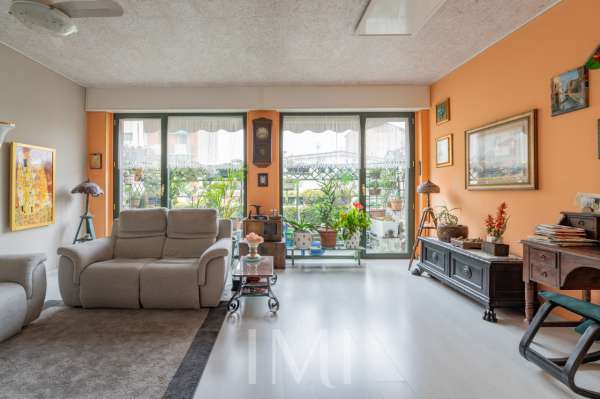 Foto Appartamento in vendita a Milano
