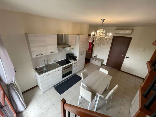 Foto Appartamento in vendita a Milano