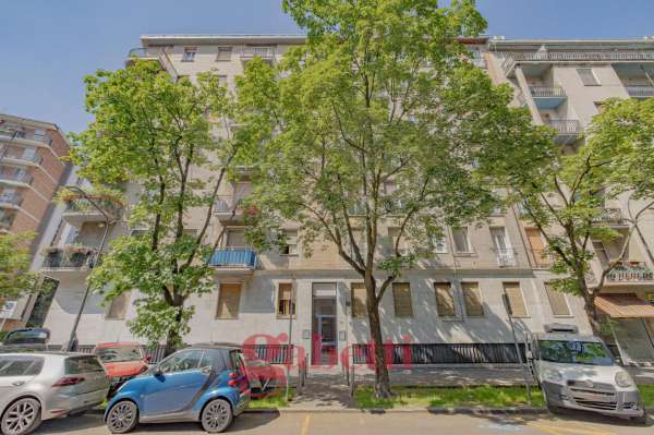 Foto Appartamento in vendita a Milano