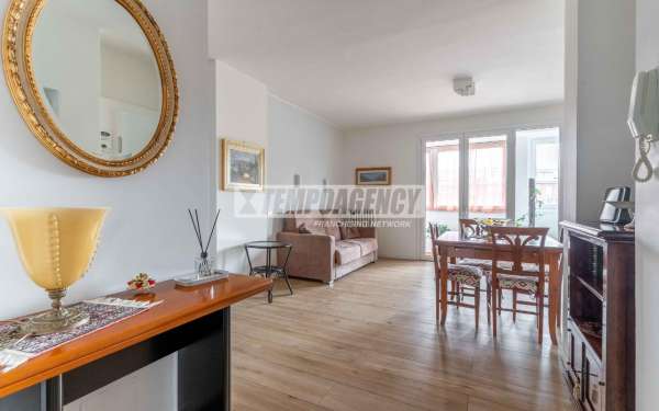 Foto Appartamento in vendita a Milano