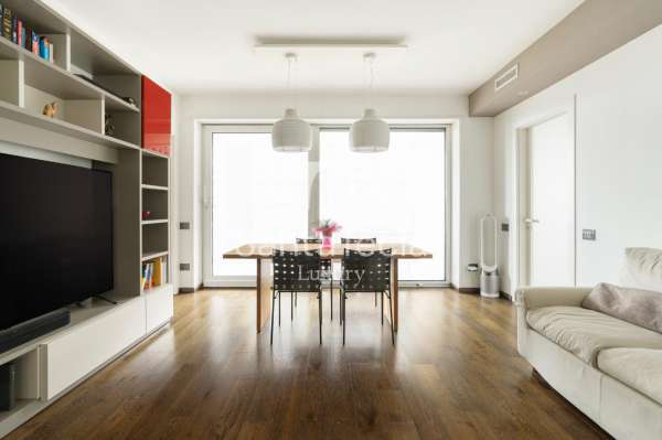 Foto Appartamento in vendita a Milano