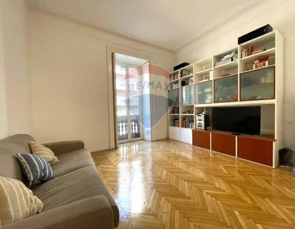 Foto Appartamento in vendita a Milano