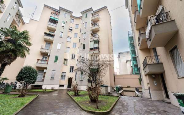 Foto Appartamento in vendita a Milano