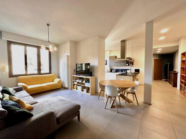 Foto Appartamento in vendita a Milano