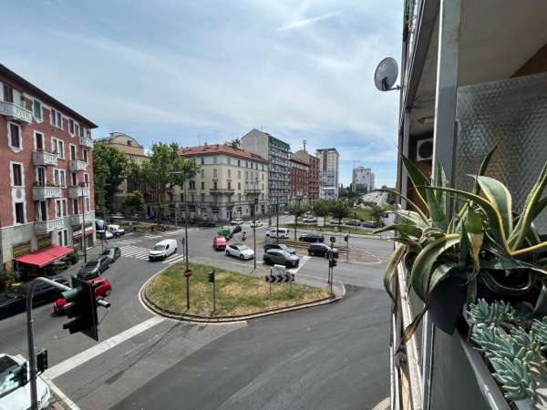 Foto Appartamento in vendita a Milano