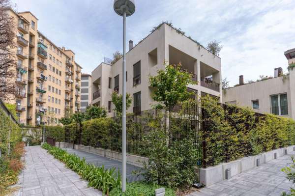 Foto Appartamento in vendita a Milano