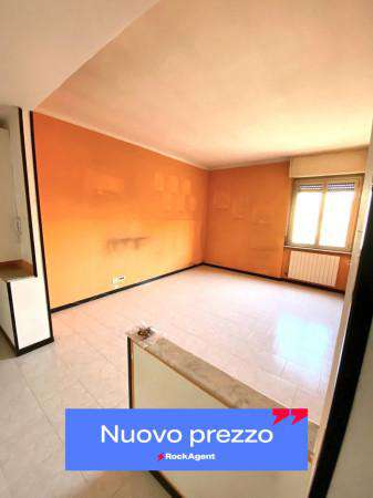 Foto Appartamento in vendita a Milano