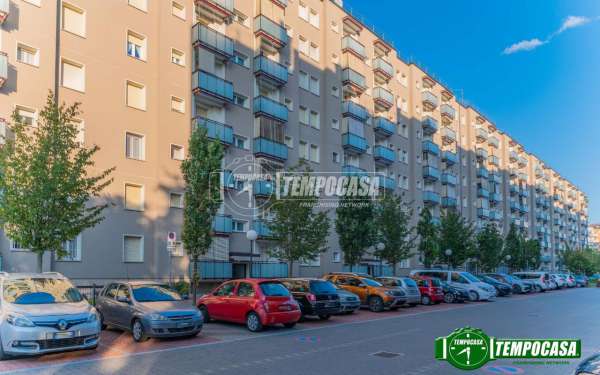 Foto Appartamento in vendita a Milano