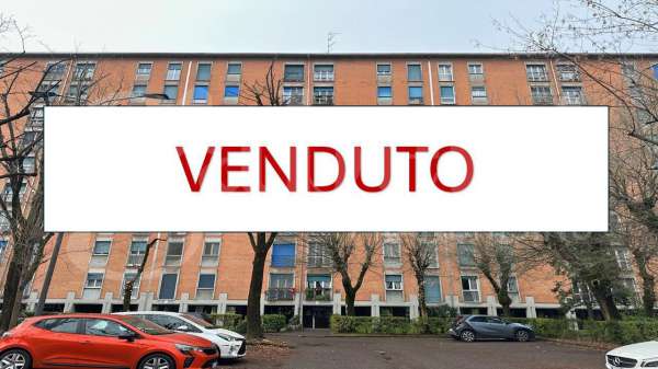 Foto Appartamento in vendita a Milano