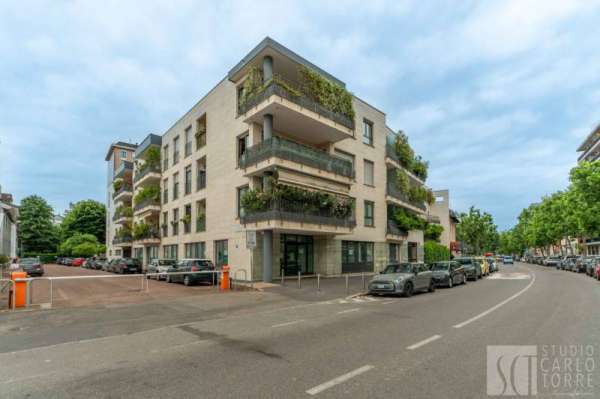Foto Appartamento in Vendita a Milano Navigli
