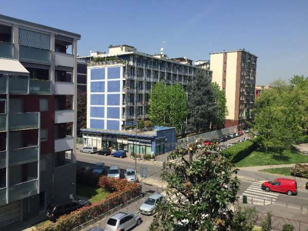 Foto Appartamento in Vendita a Milano petrocchi