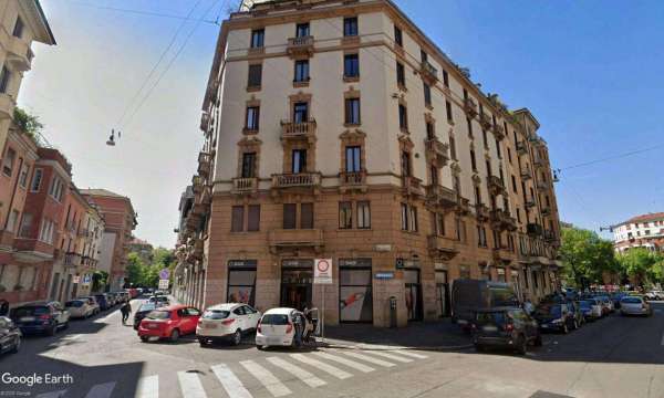 Foto Appartamento in Vendita a Milano Via Cesare Tallone,  11