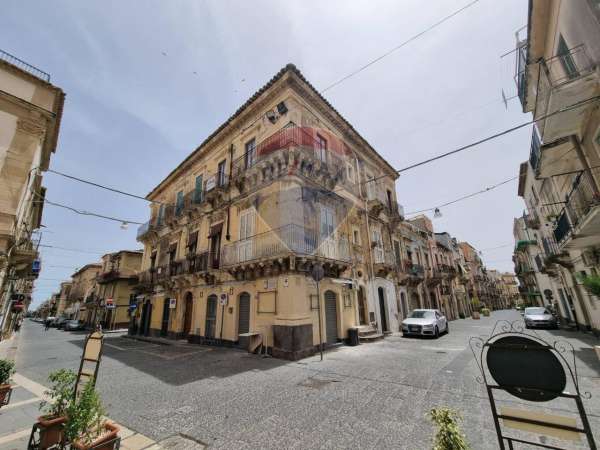 Foto Appartamento in vendita a Militello In Val Di Catania