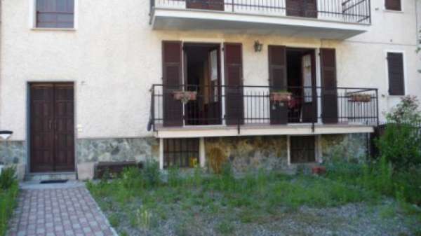 Foto Appartamento in vendita a Mioglia