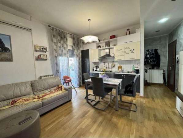 Foto Appartamento in vendita a Molicciara - Castelnuovo Magra 75 mq  Rif: 1324573