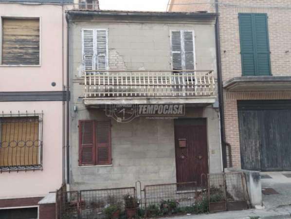 Foto Appartamento in vendita a Monte San Giusto