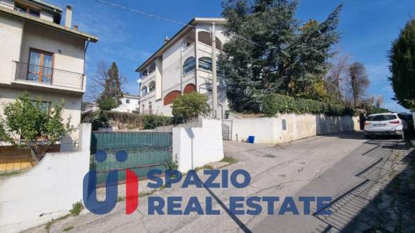 Foto Appartamento in vendita a Montesilvano