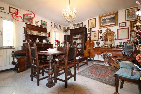 Foto Appartamento in vendita a Montevarchi