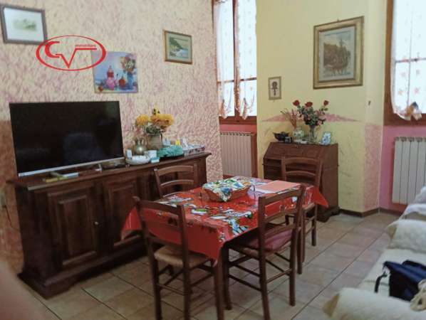 Foto Appartamento in vendita a Montevarchi