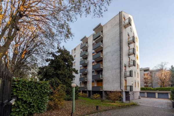 Foto Appartamento in Vendita a Monza San Fruttuoso / Triante / San Carlo / San Giuseppe