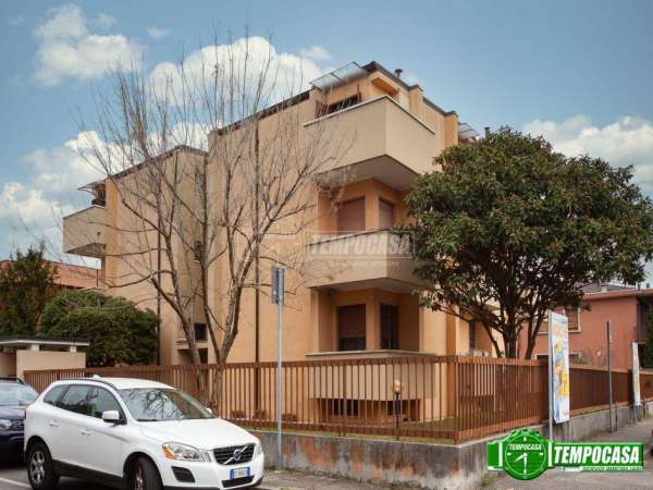 Foto Appartamento in vendita a Muggi�