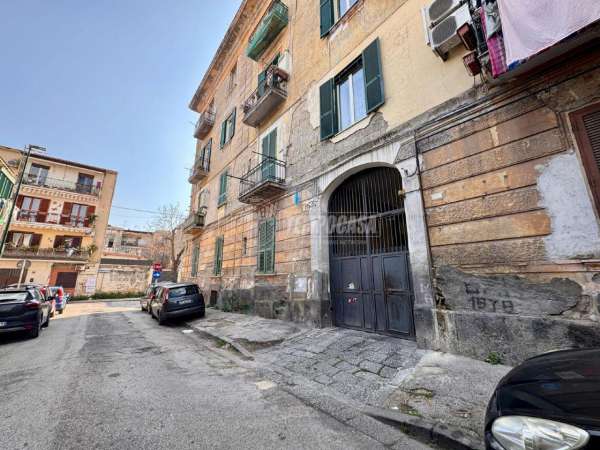Foto Appartamento in vendita a Napoli