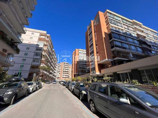 Foto Appartamento in vendita a Napoli